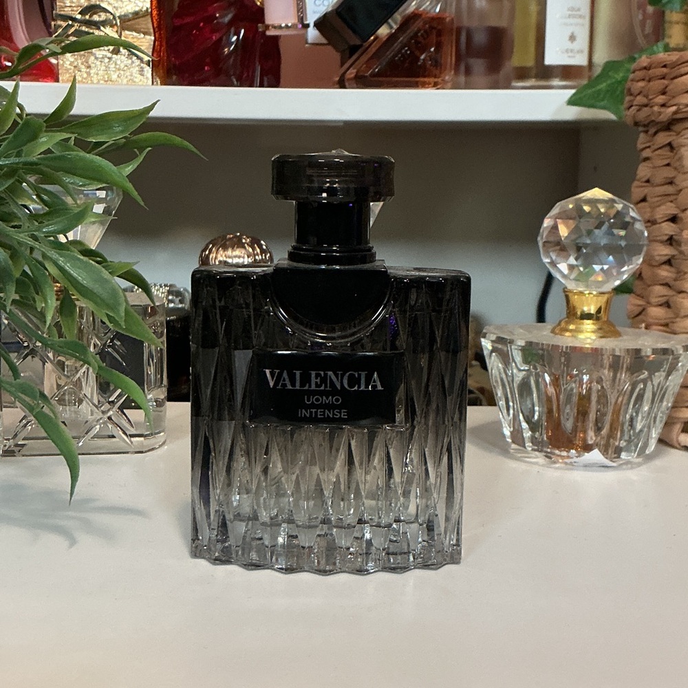 Uomo Intense Black and Clear Glass Decorative Bottle